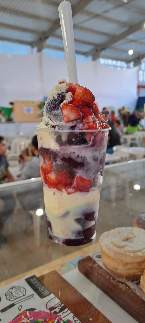 Açaí + Passeio de Barco